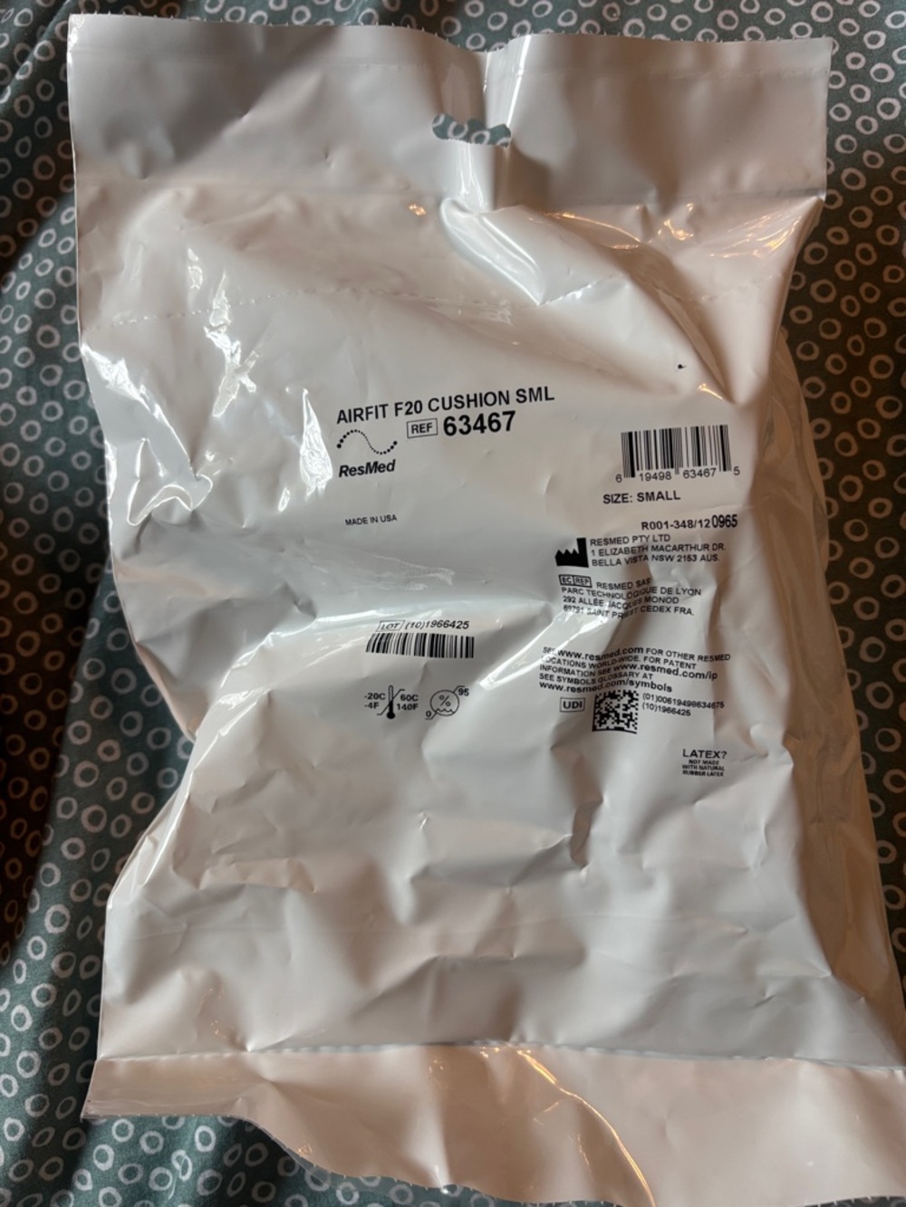 ResMed White AirFit F20 Cushion Small Retail Bag